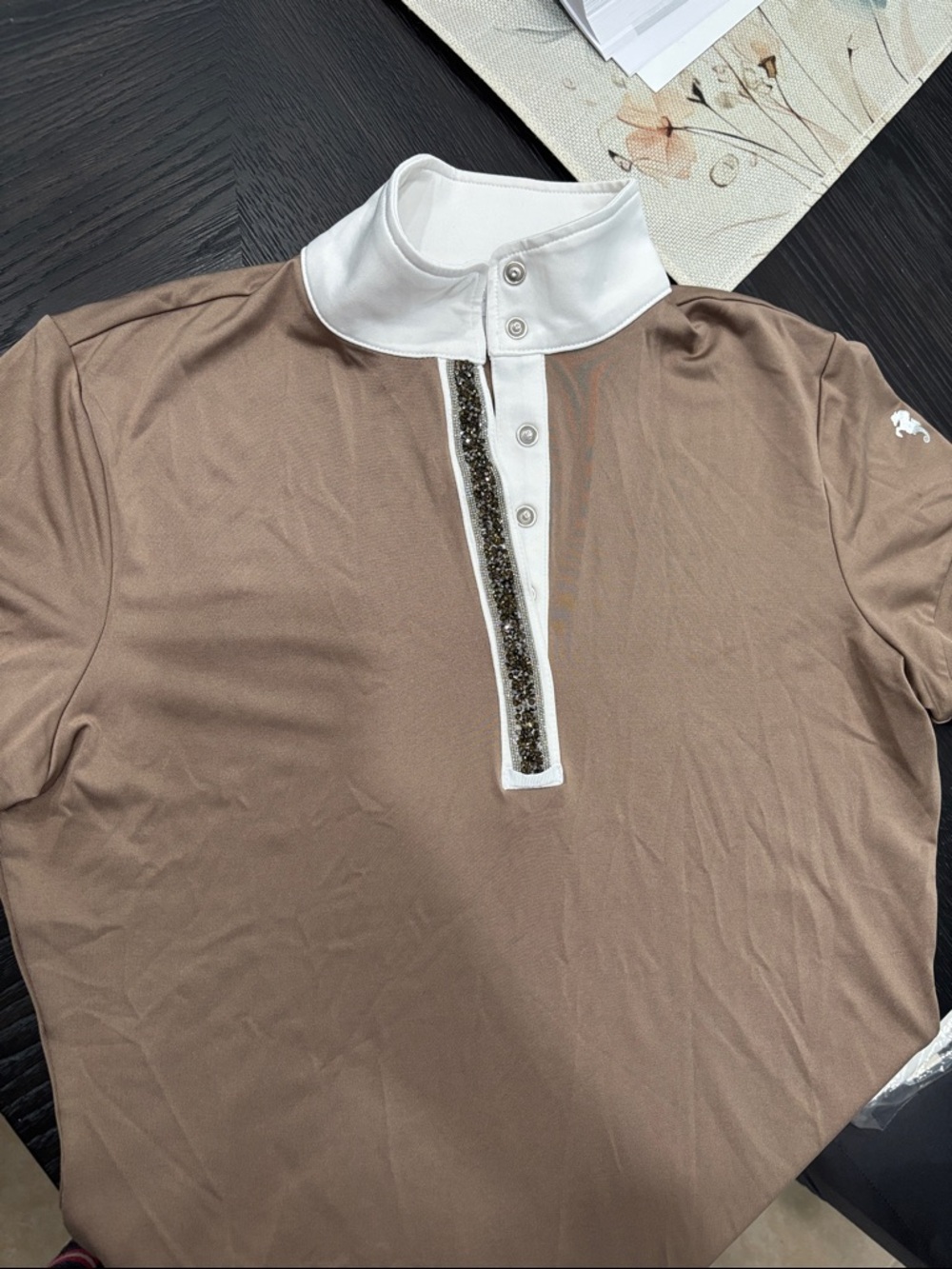 Women’s show shirt